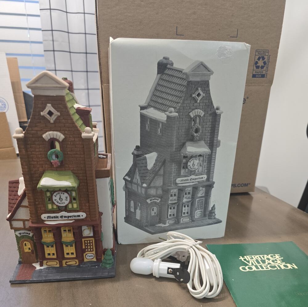 Dept 56 Christmas City: Music Emporium Heritage Village Collection w/Box TESTED